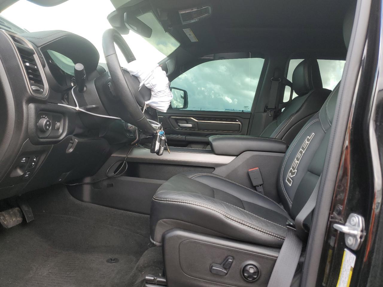 2020 RAM 1500 REBEL - Фото 7