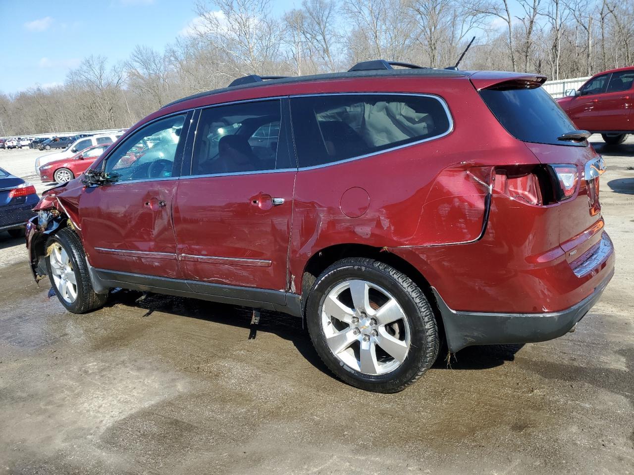 2015 CHEVROLET TRAVERSE L - Image 2