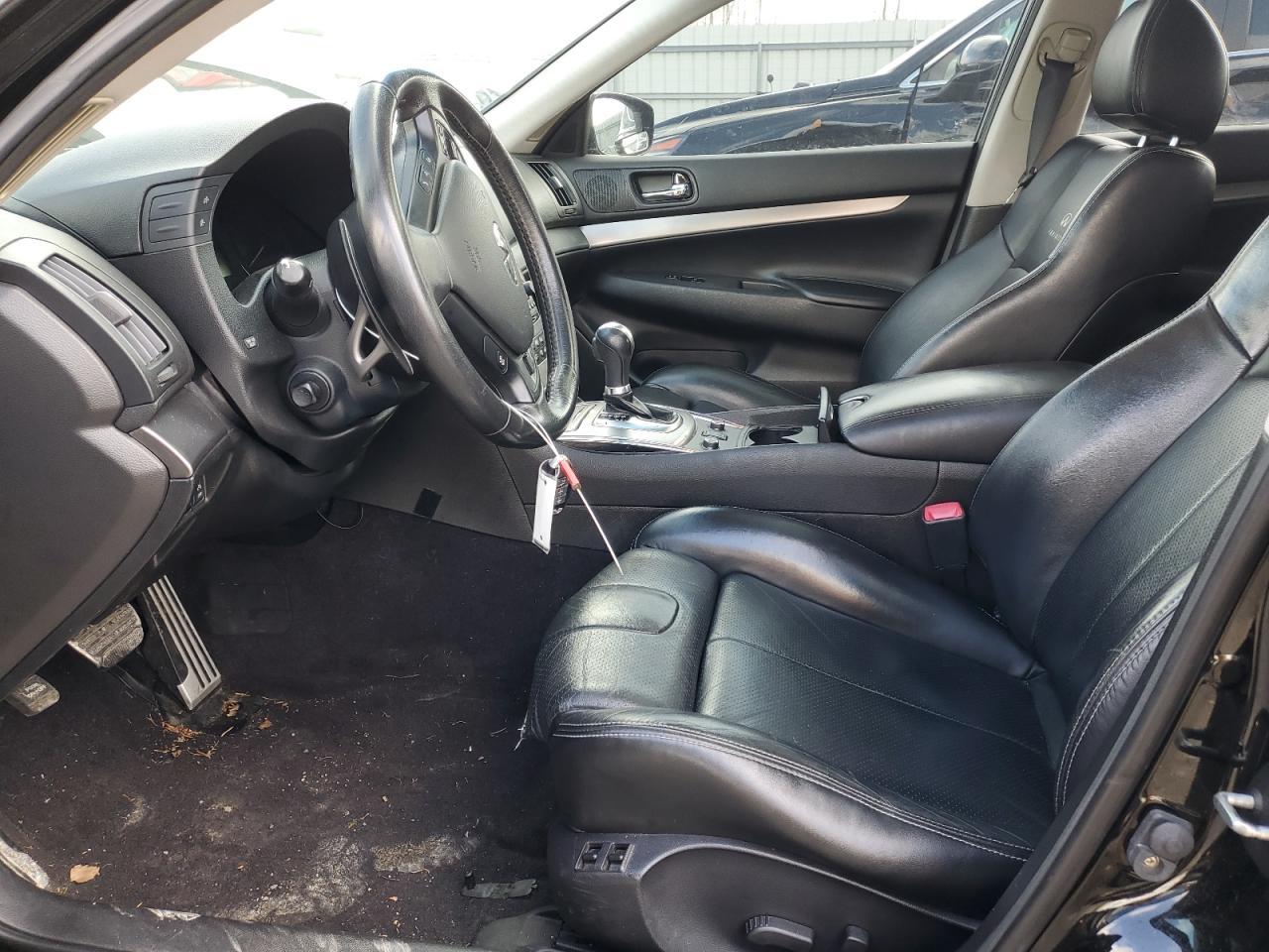 2012 INFINITI G37 - Image 7