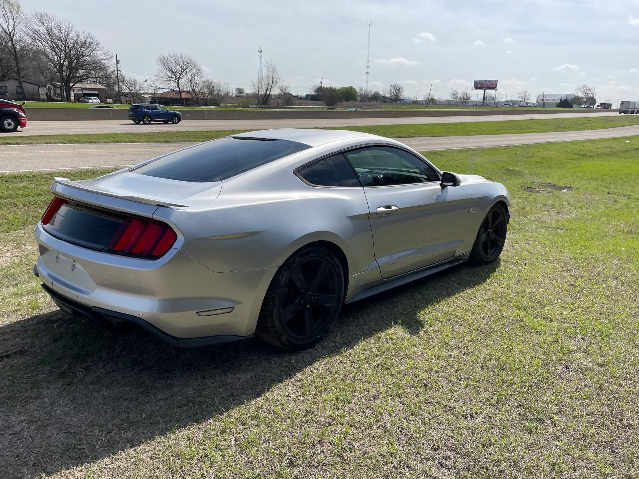 2018 FORD MUSTANG GT - Image 4