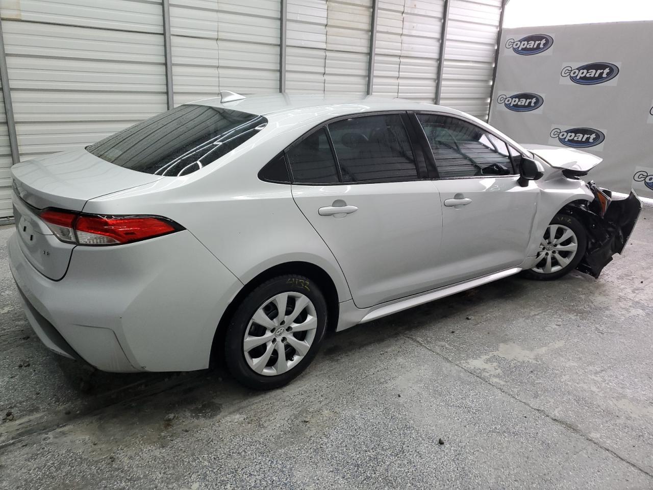 2022 TOYOTA COROLLA LE - Фото 3