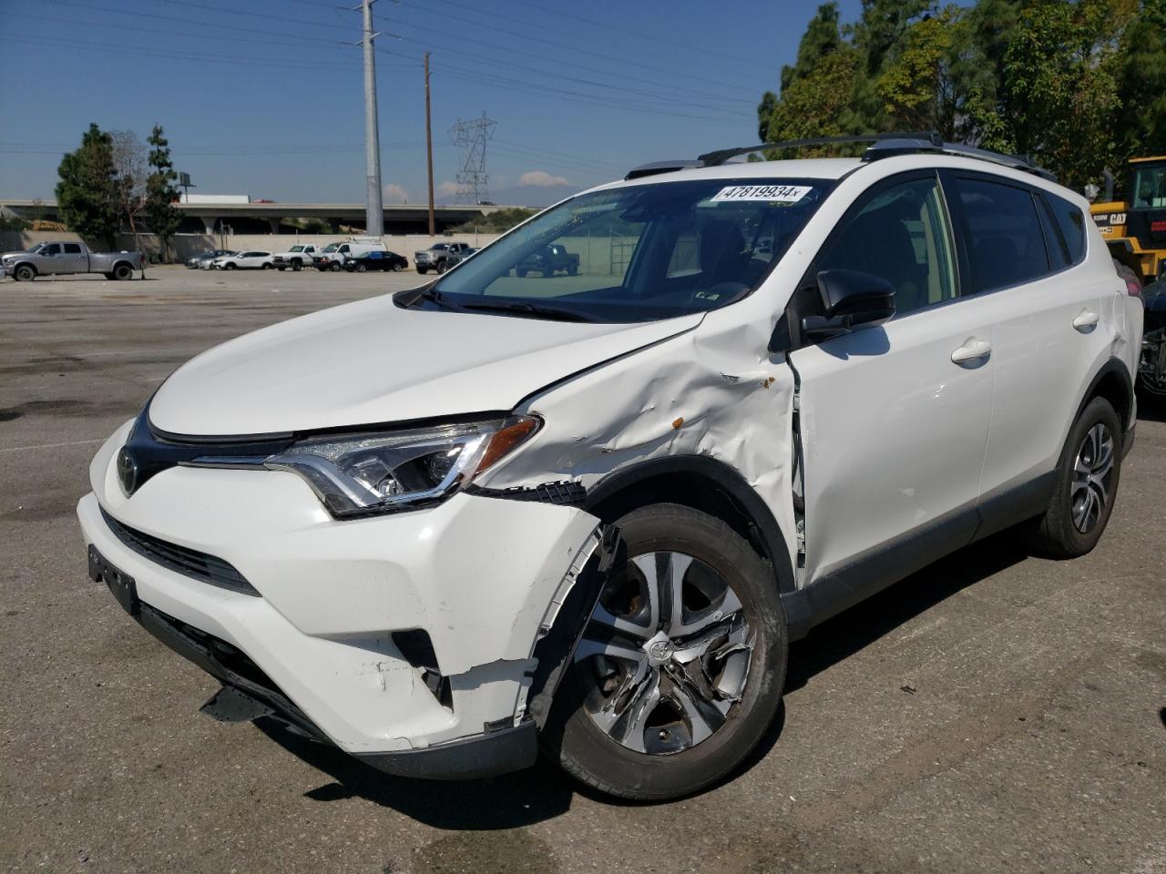 2018 TOYOTA RAV4 LE