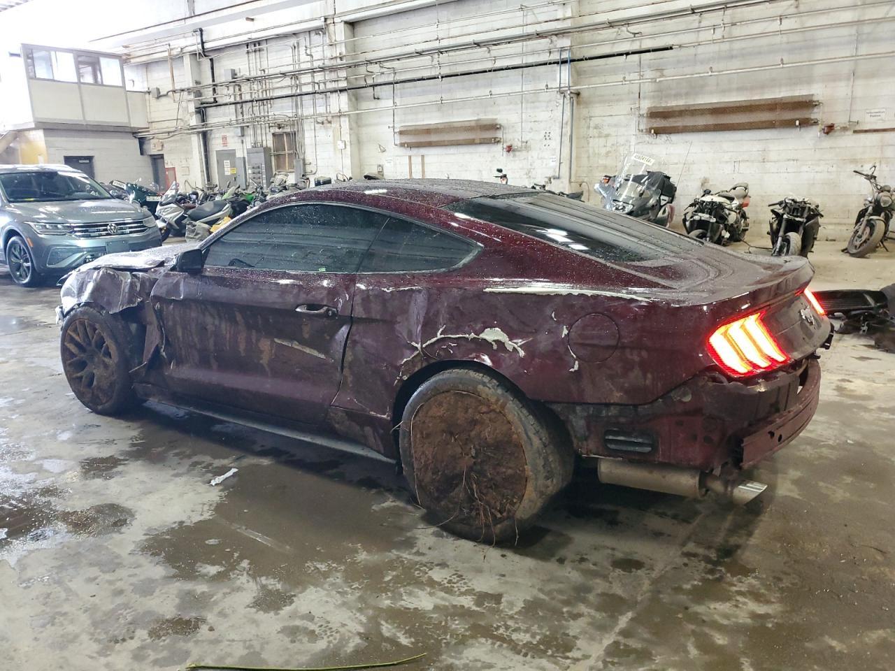2018 FORD MUSTANG - Фото 2