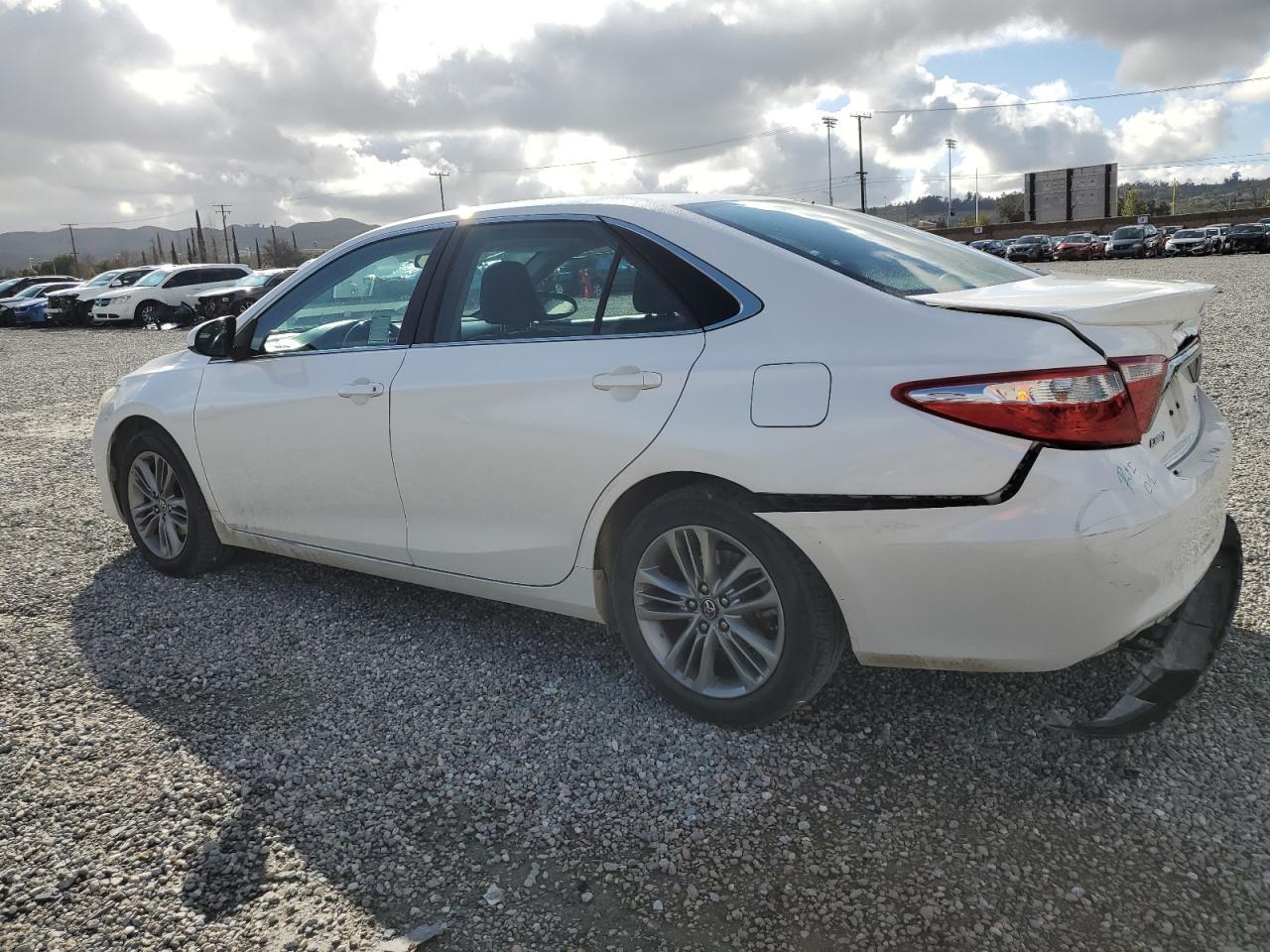 2017 TOYOTA CAMRY LE - Image 2