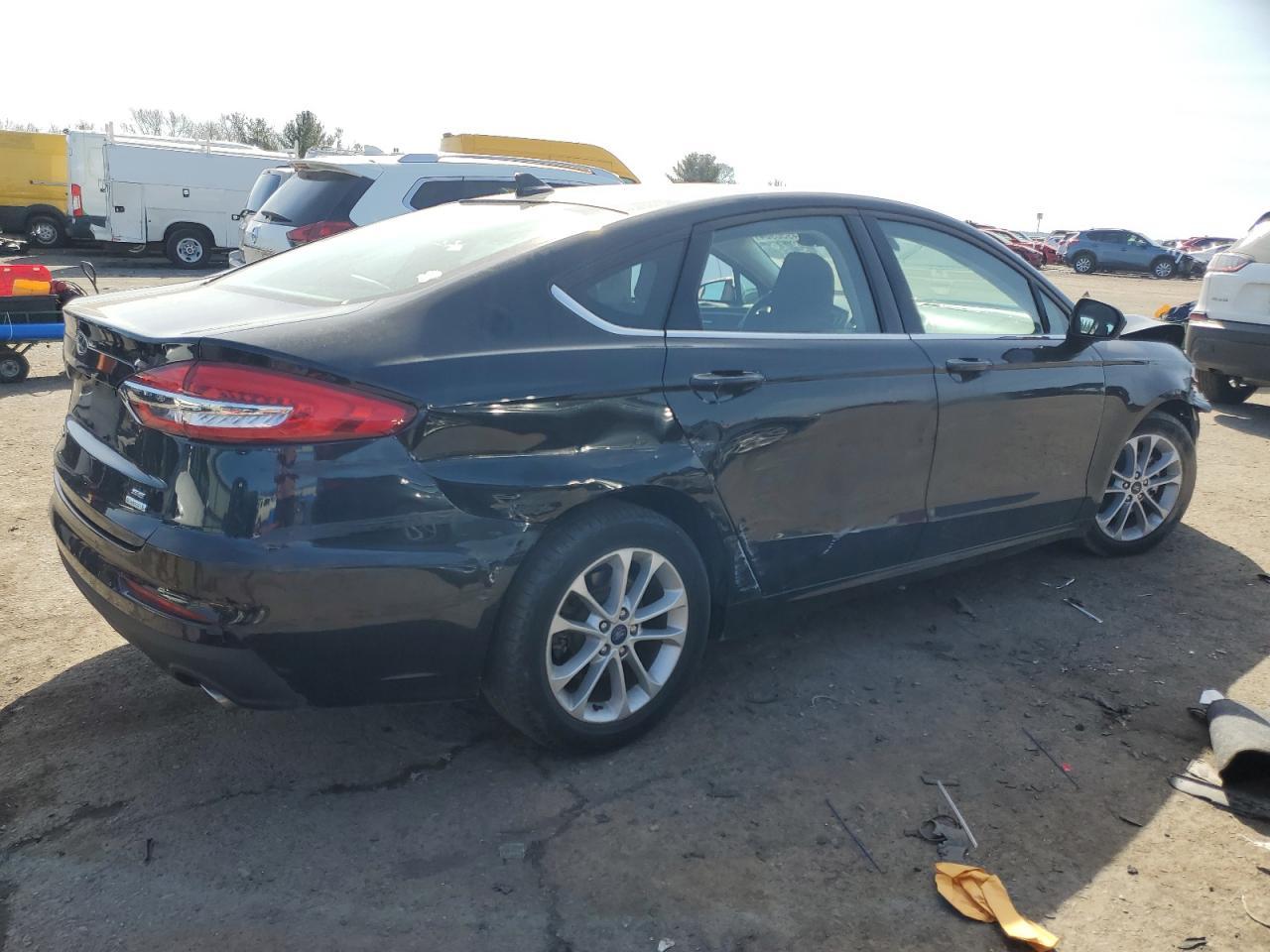 2020 FORD FUSION SE - Image 3