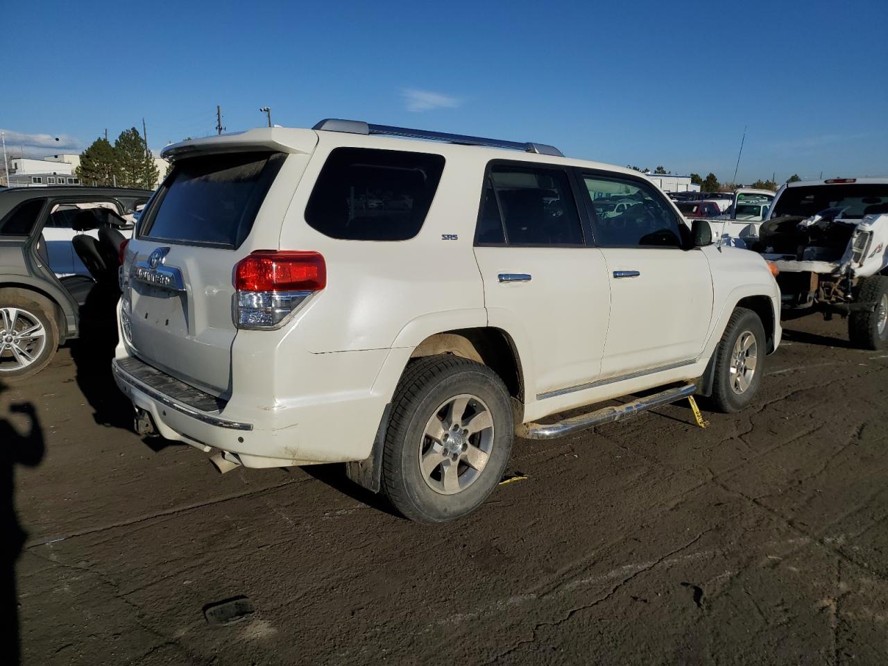 2011 TOYOTA 4RUNNER SR - Image 3