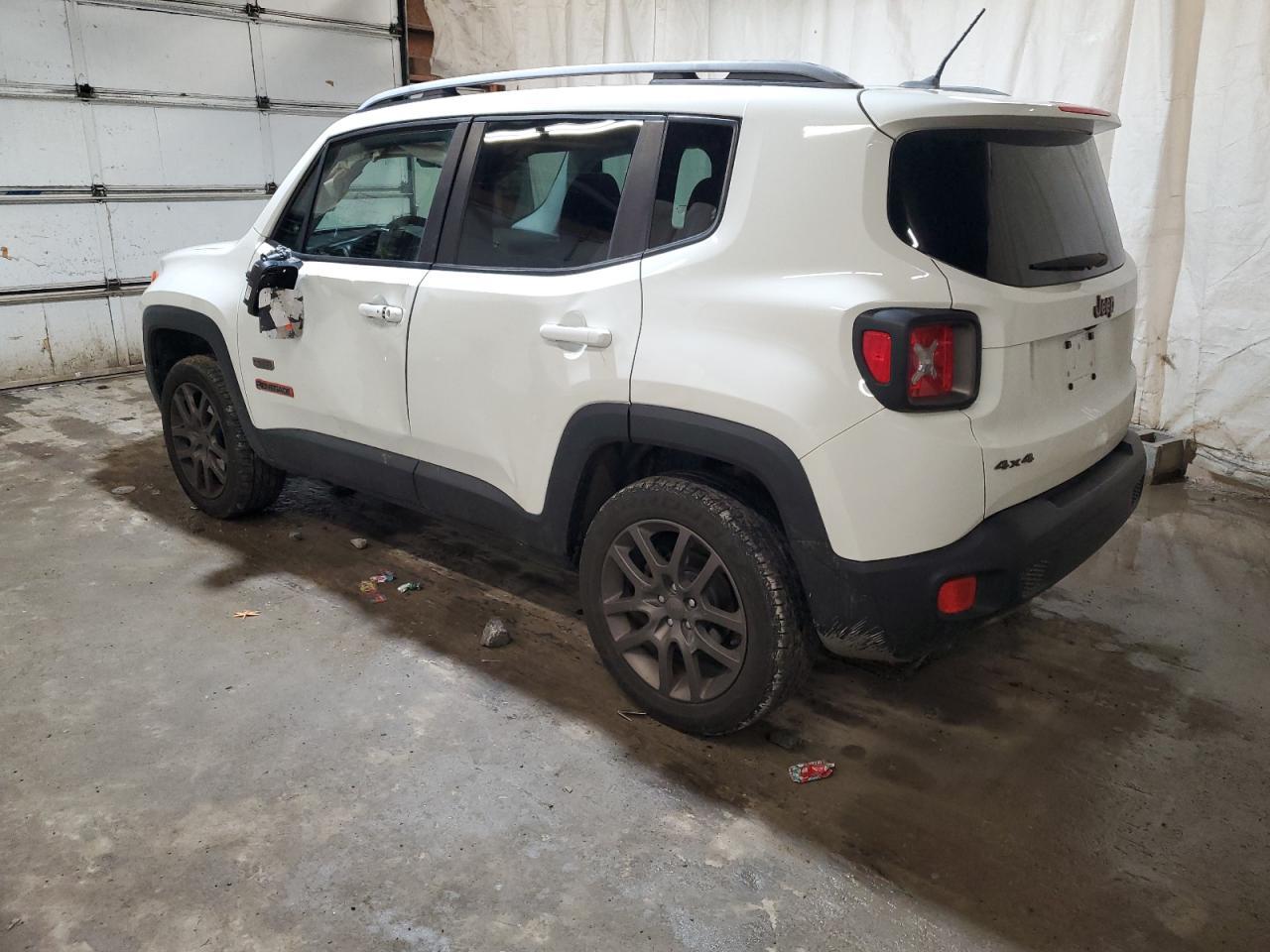 2016 JEEP RENEGADE L - Фото 2