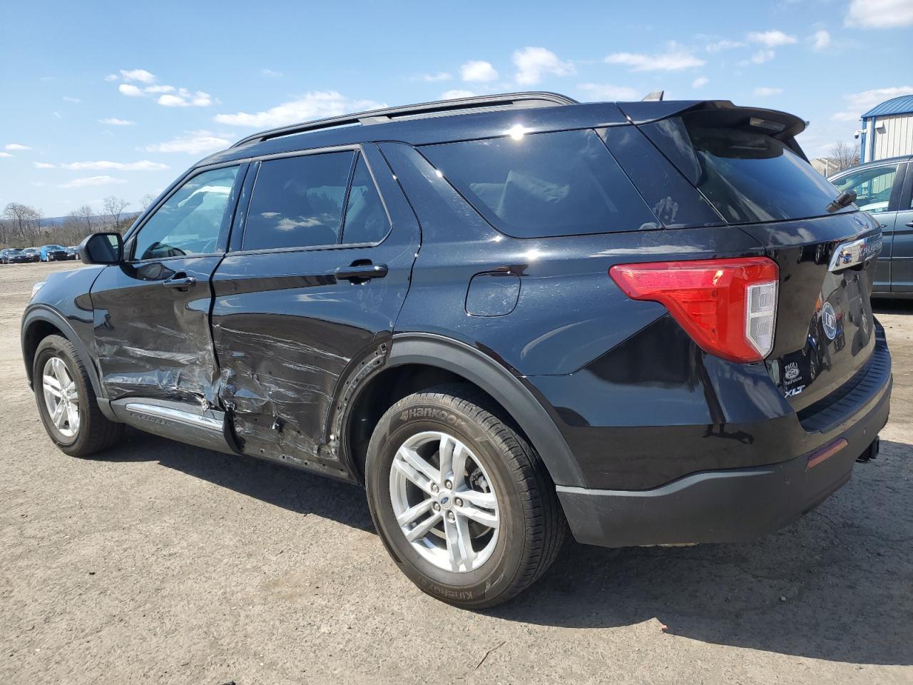 2022 FORD EXPLORER X - Фото 2