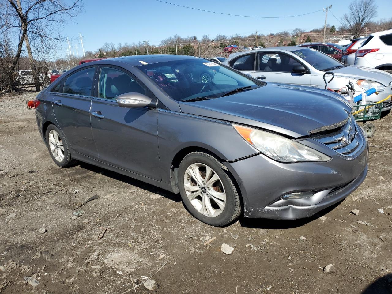 2011 HYUNDAI SONATA SE - Image 4