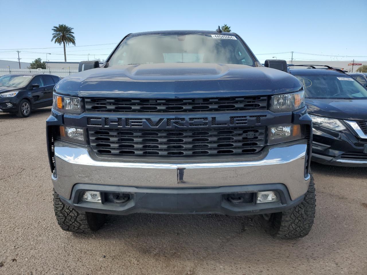 2019 CHEVROLET SILVERADO - Фото 5