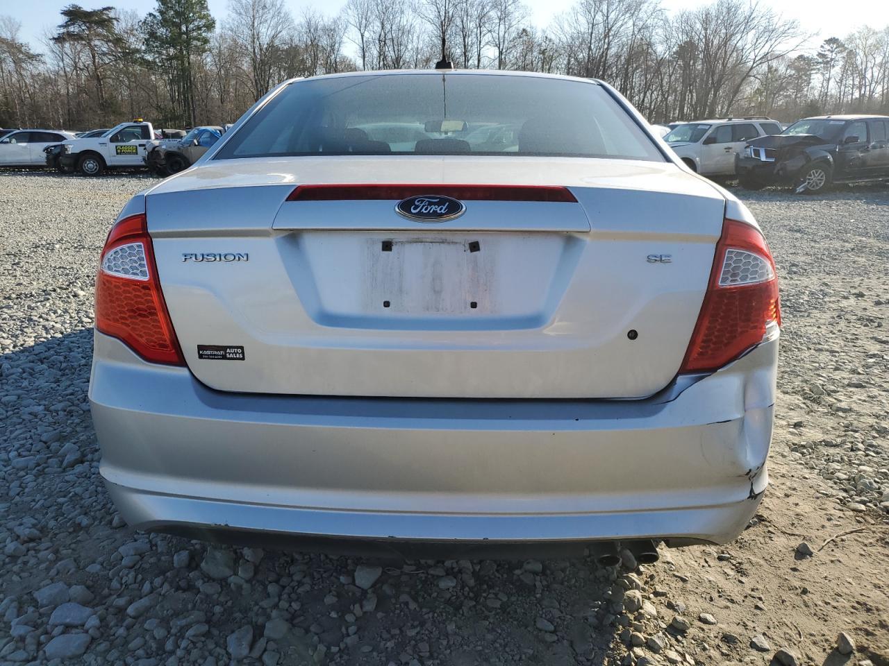 2012 FORD FUSION SE - Image 6