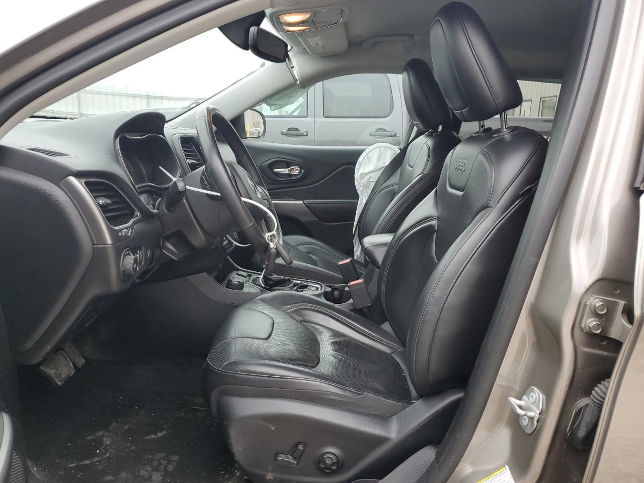 2019 JEEP CHEROKEE L - Image 7