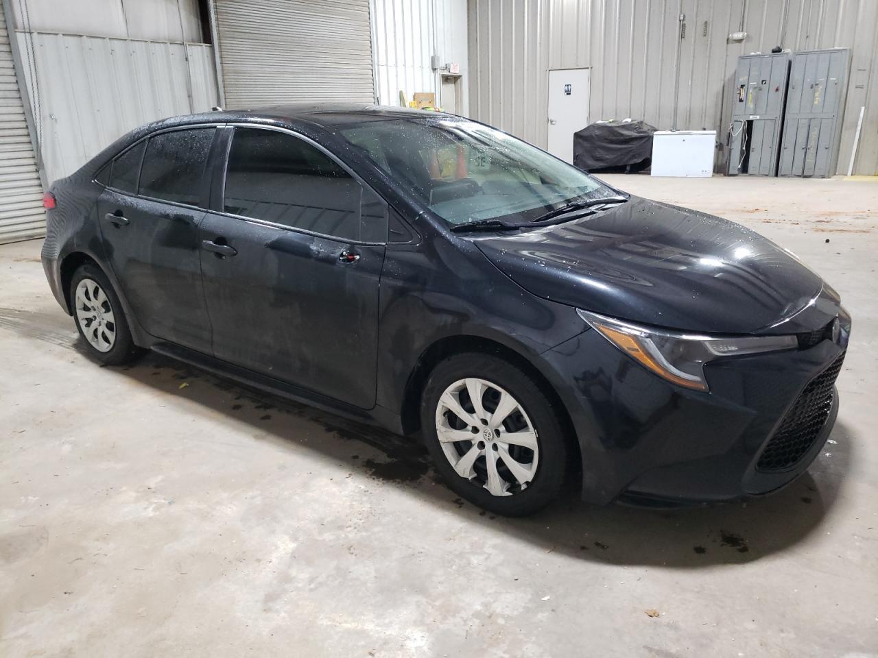 2020 TOYOTA COROLLA LE - Фото 4