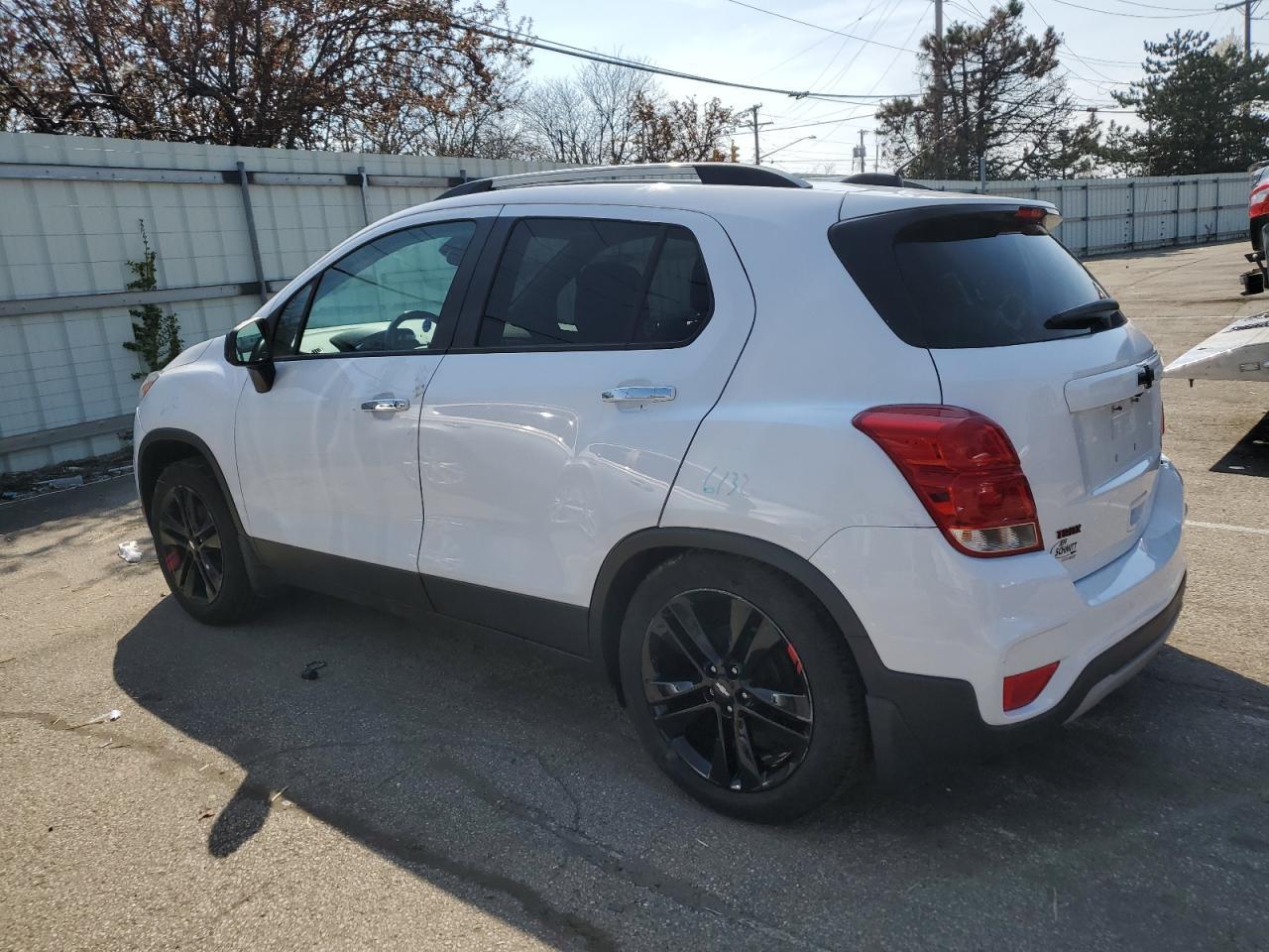 2019 CHEVROLET TRAX 1LT - Фото 2