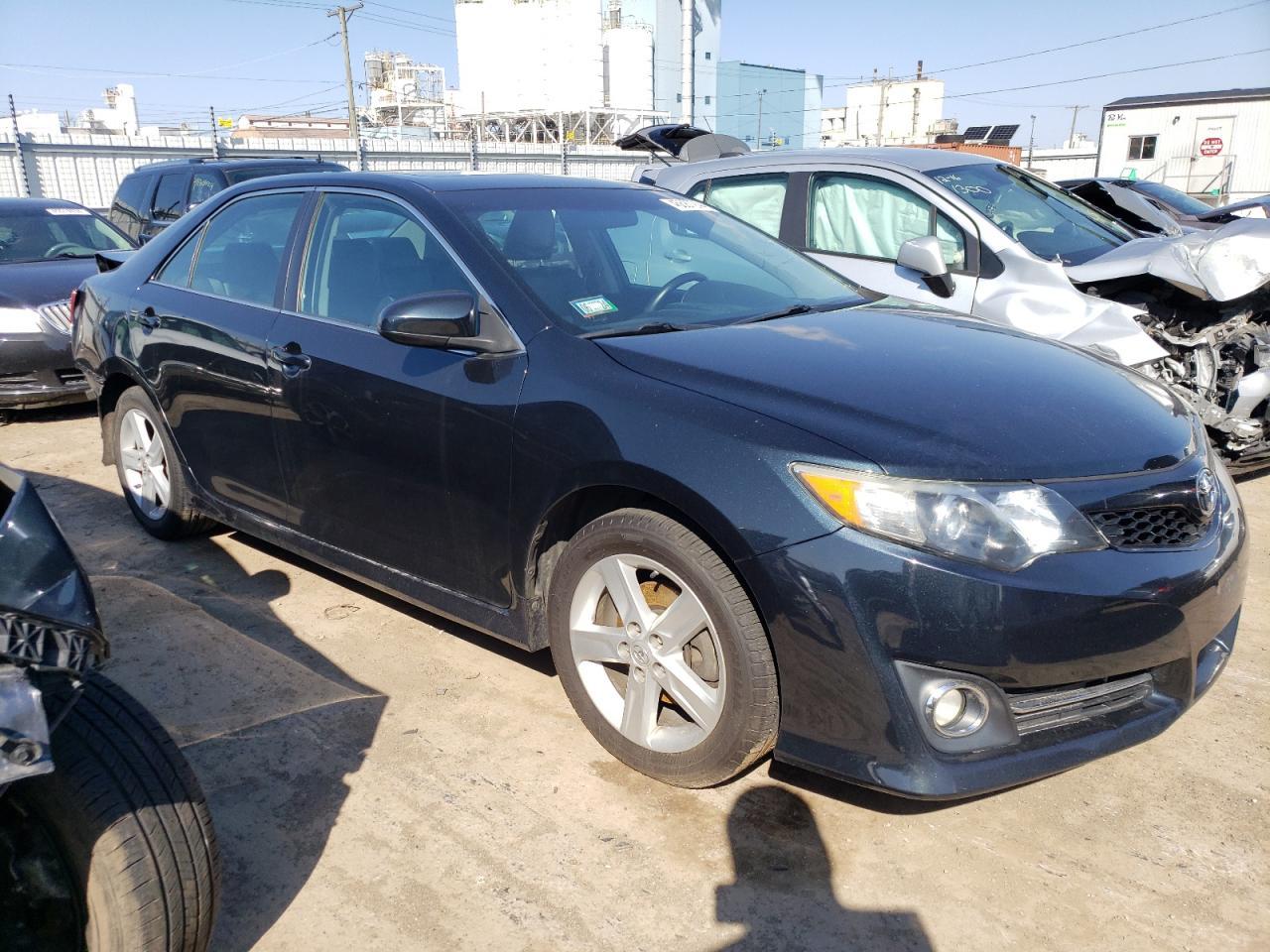 2013 TOYOTA CAMRY L - Image 4