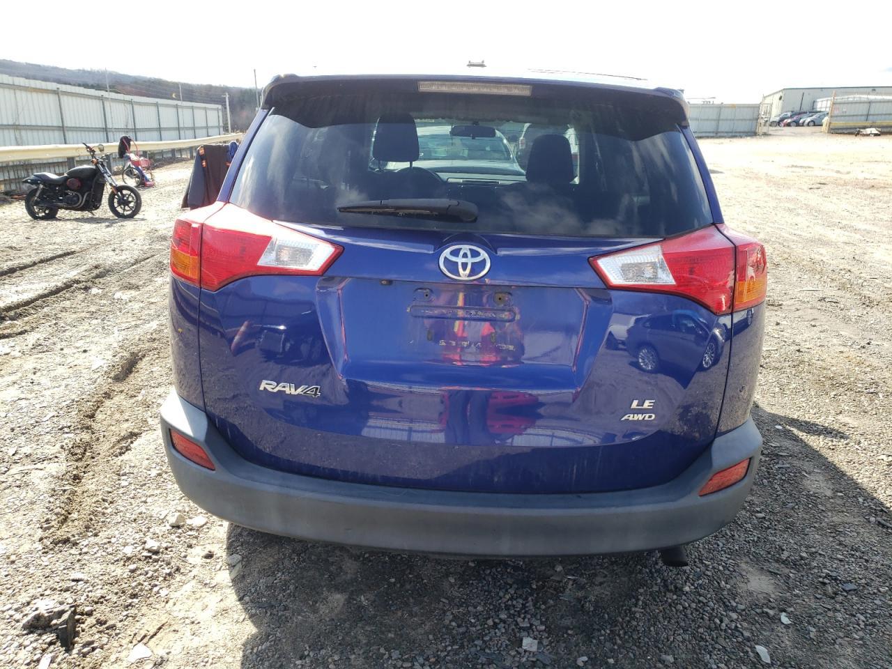 2014 TOYOTA RAV4 LE - Фото 6