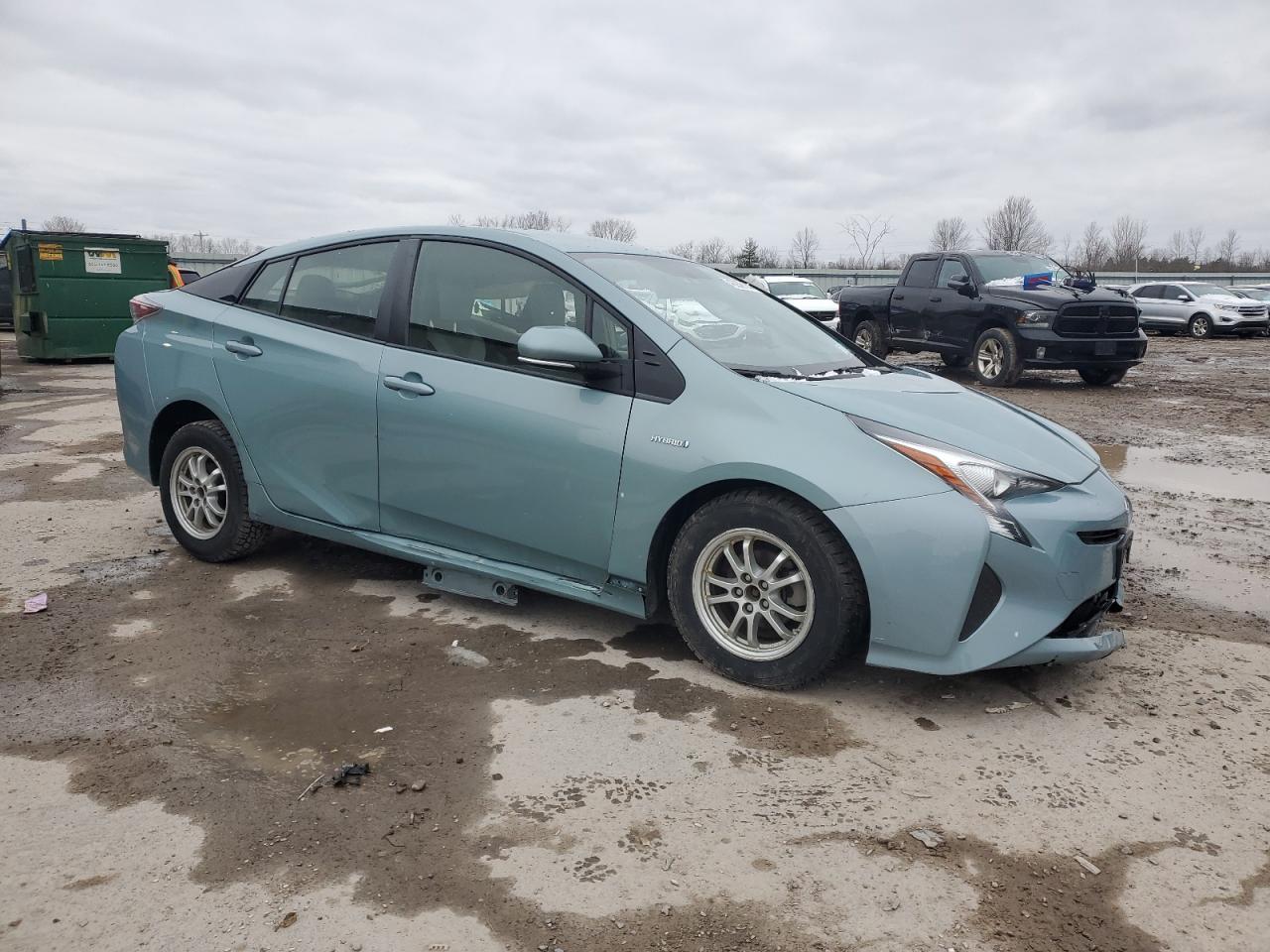 2016 TOYOTA PRIUS - Image 4