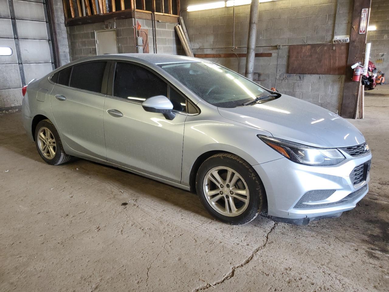2017 CHEVROLET CRUZE LT - Фото 4