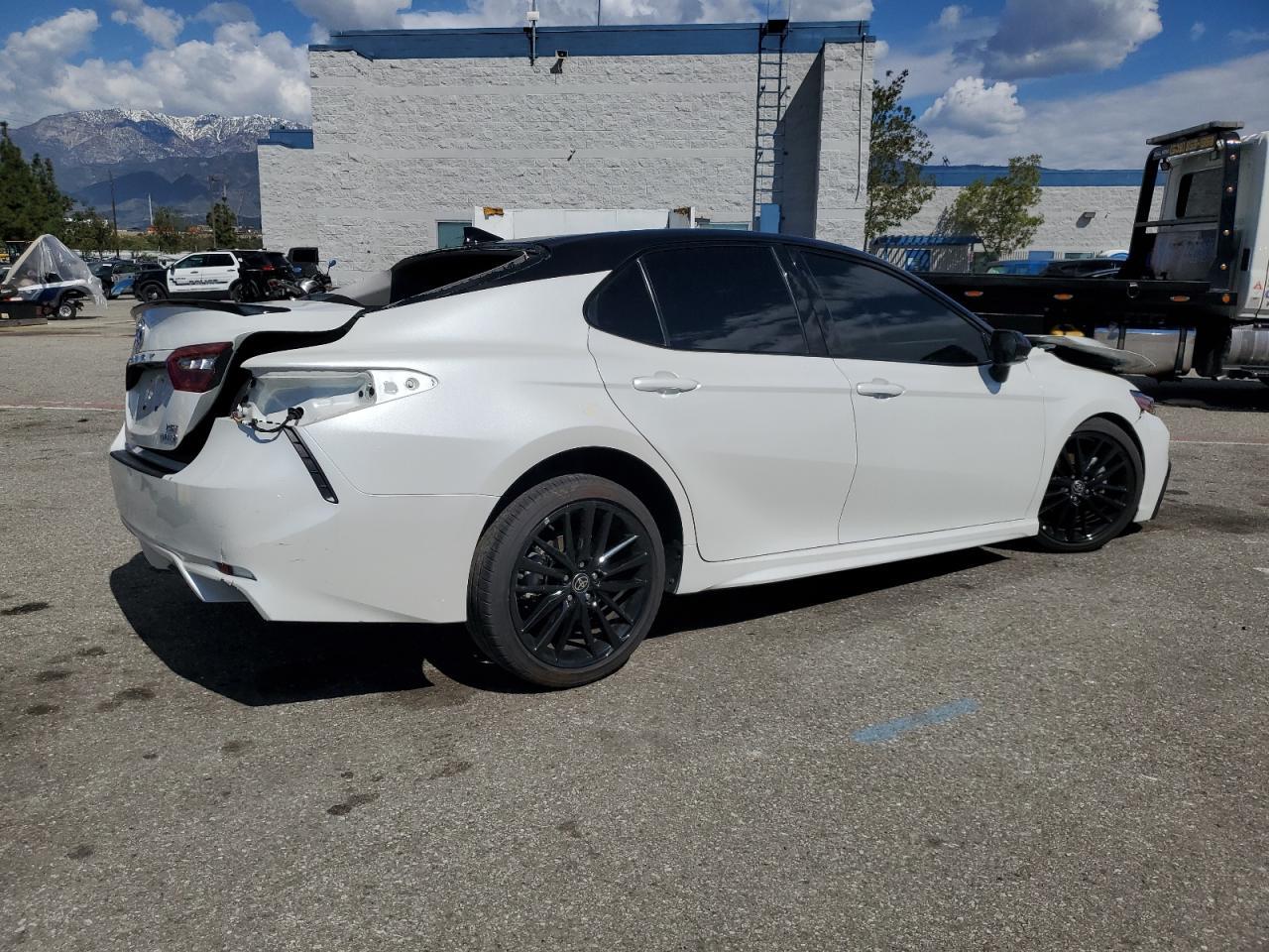 2022 TOYOTA CAMRY XSE - Image 3