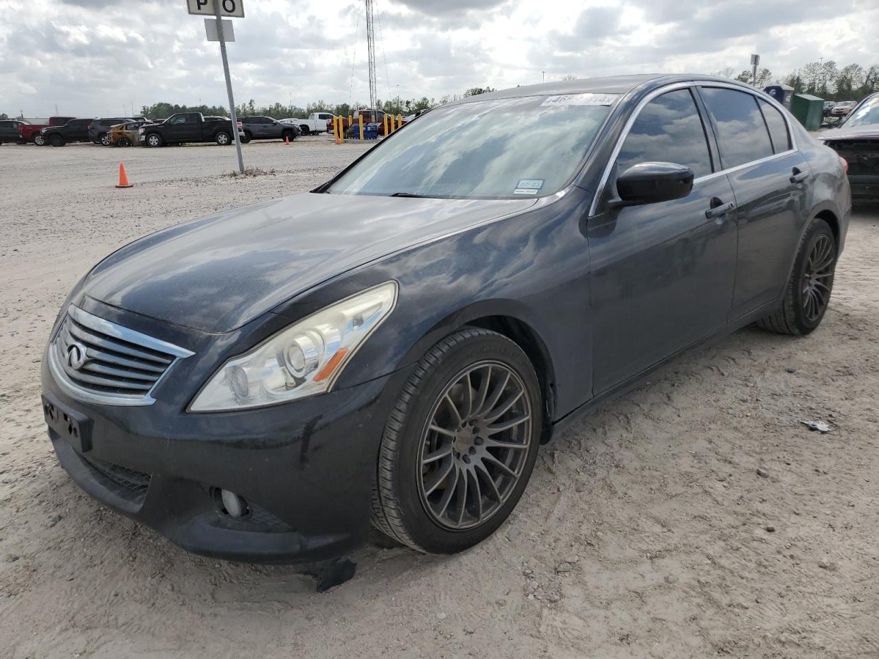 2011 INFINITI G37 BASE