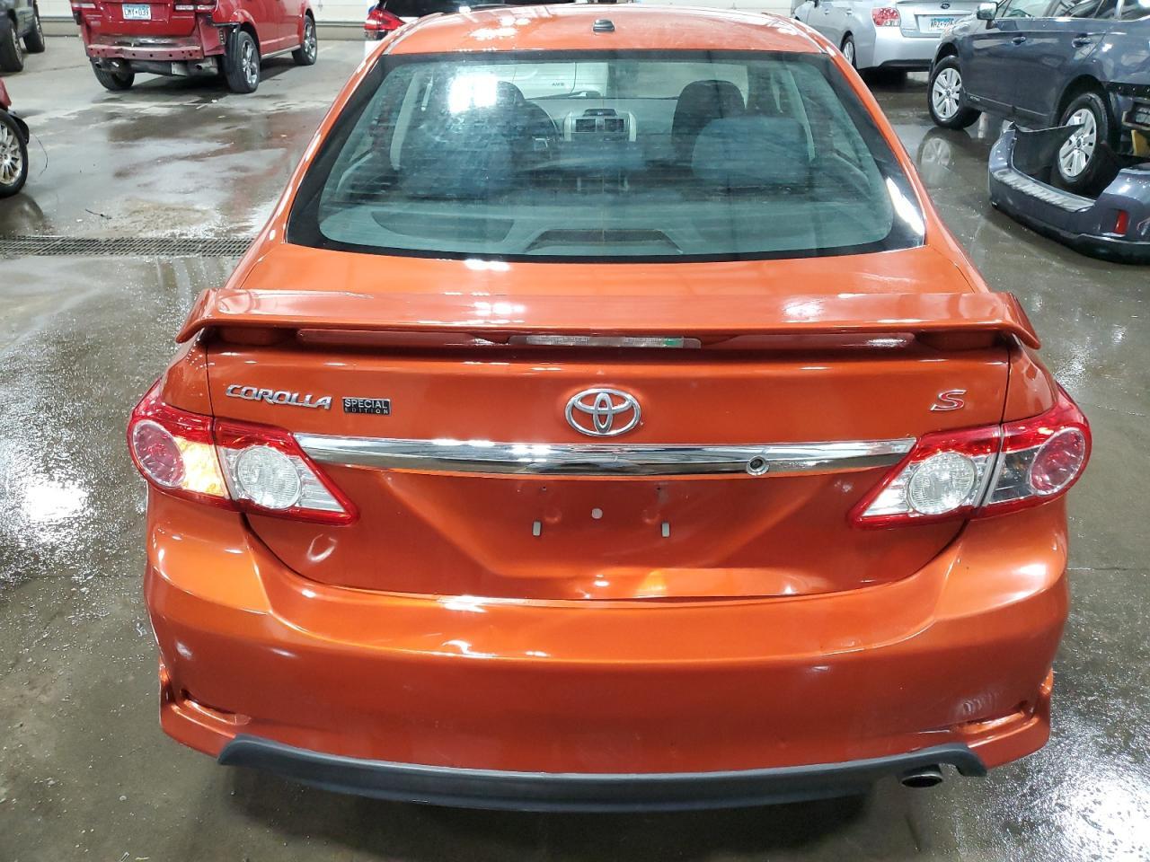 2013 TOYOTA COROLLA BA - Фото 6