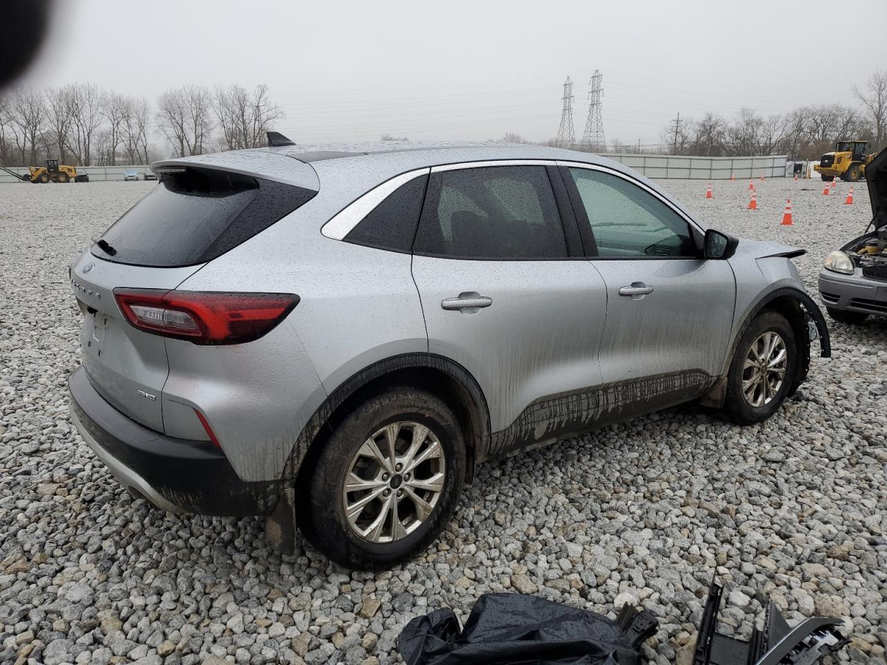 2023 FORD ESCAPE ACT - Фото 3