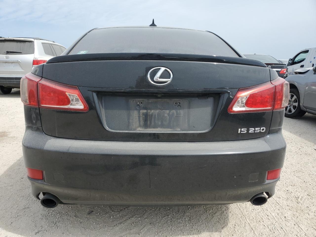 2011 LEXUS IS 250 - Image 6