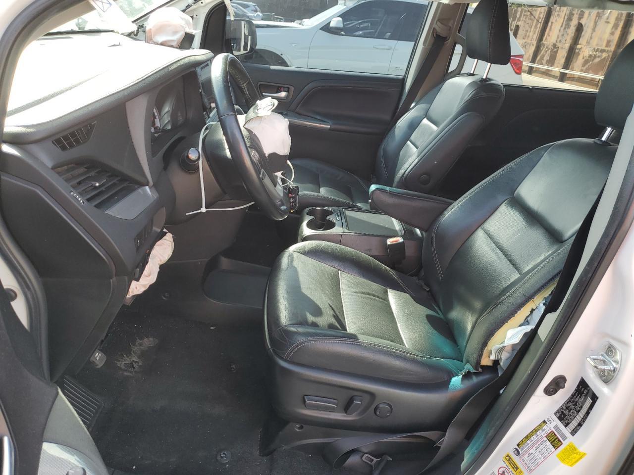 2015 TOYOTA SIENNA SPO - Image 7
