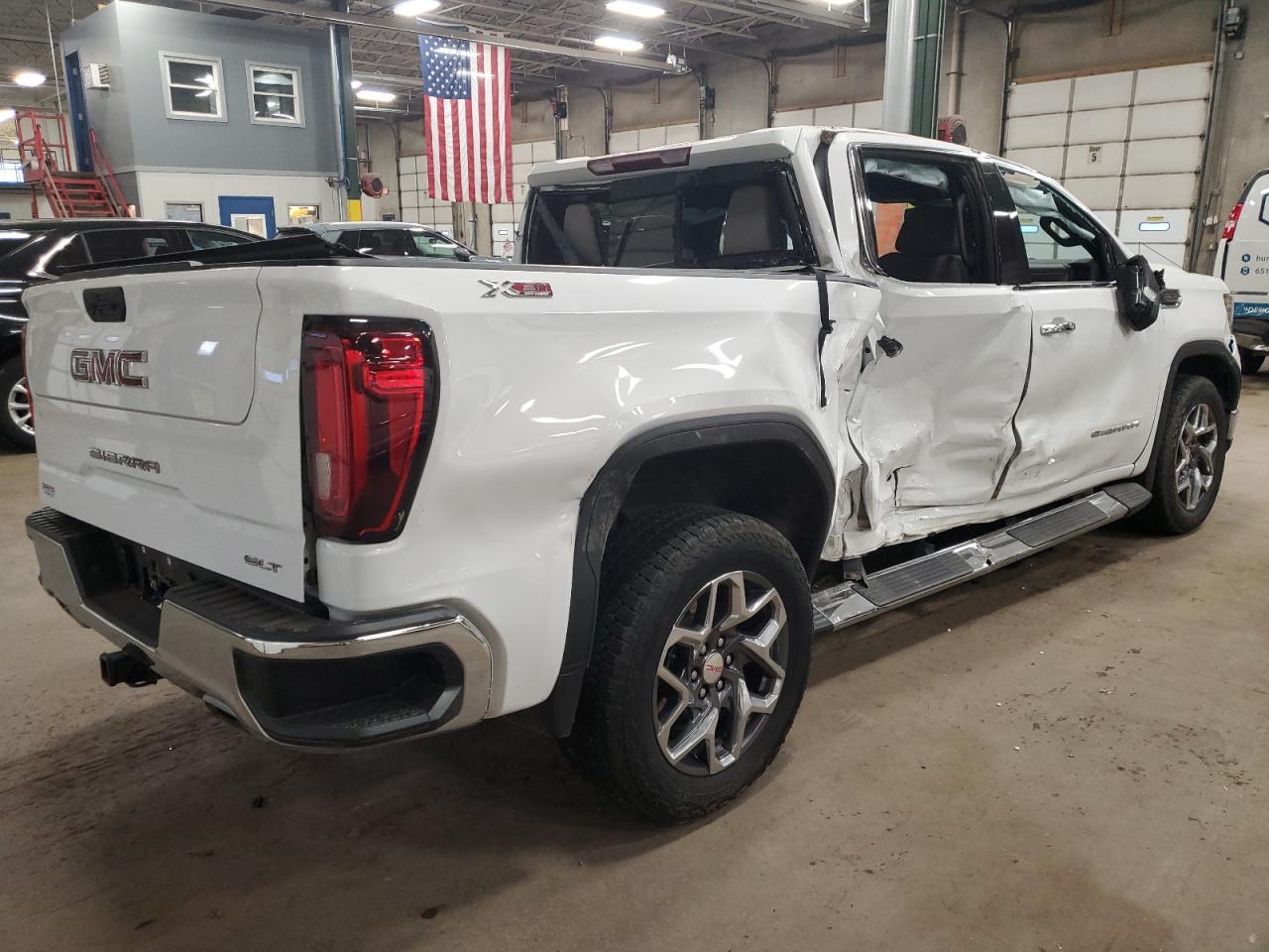 2023 GMC SIERRA K15 - Image 3