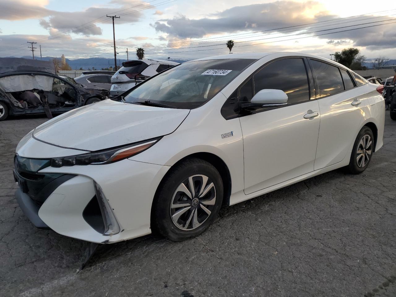 2018 TOYOTA PRIUS PRIM