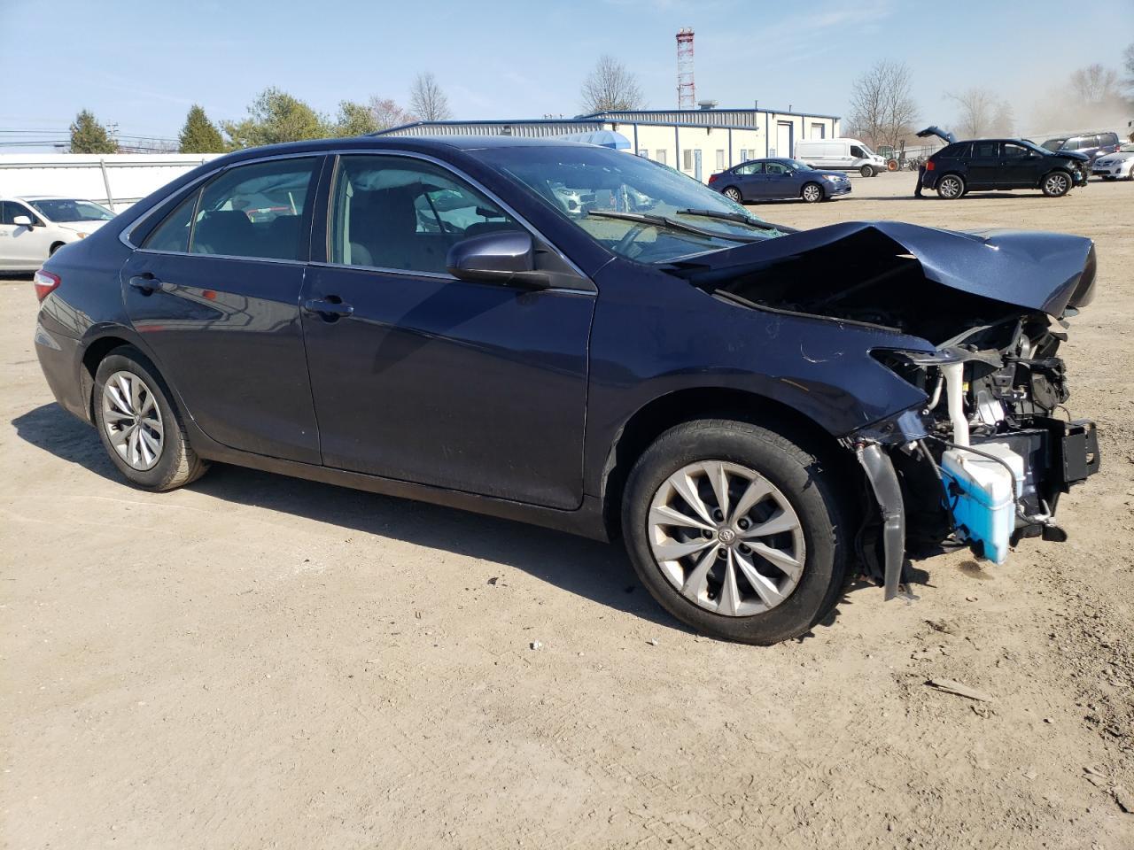 2017 TOYOTA CAMRY LE - Фото 4