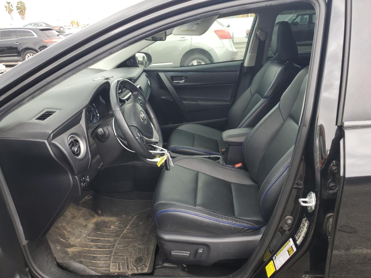 2019 TOYOTA COROLLA L - Фото 7