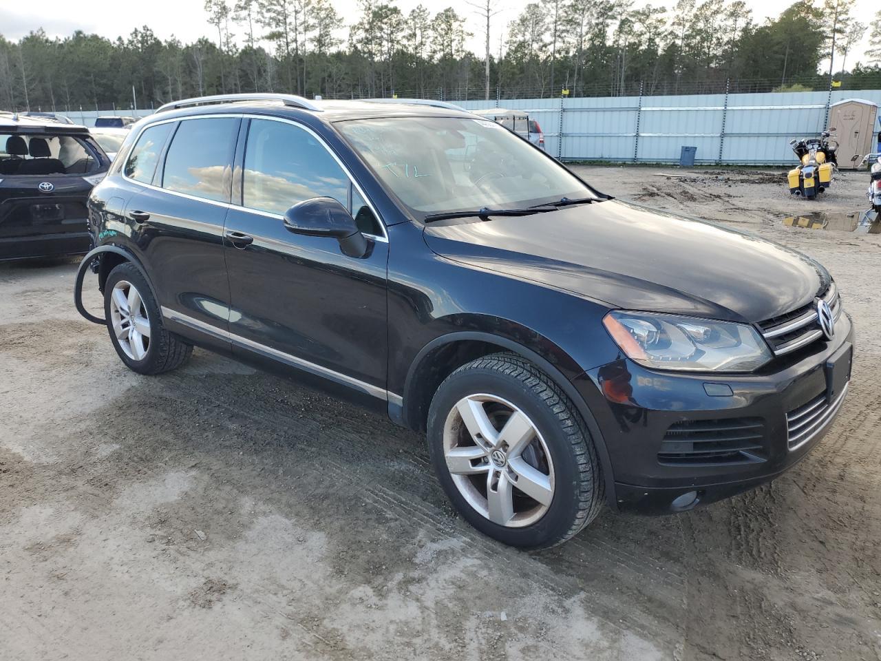 2012 VOLKSWAGEN TOUAREG V6 - Фото 4