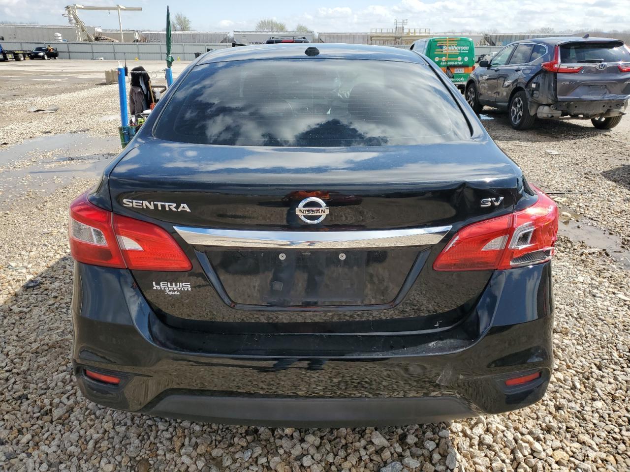 2017 NISSAN SENTRA S - Фото 6
