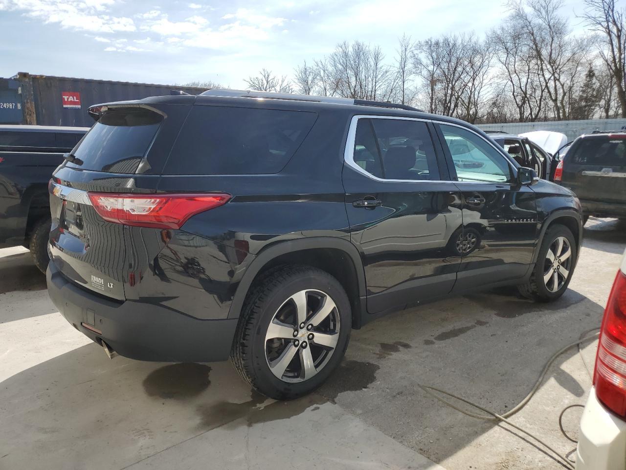 2018 CHEVROLET TRAVERSE L - Фото 3