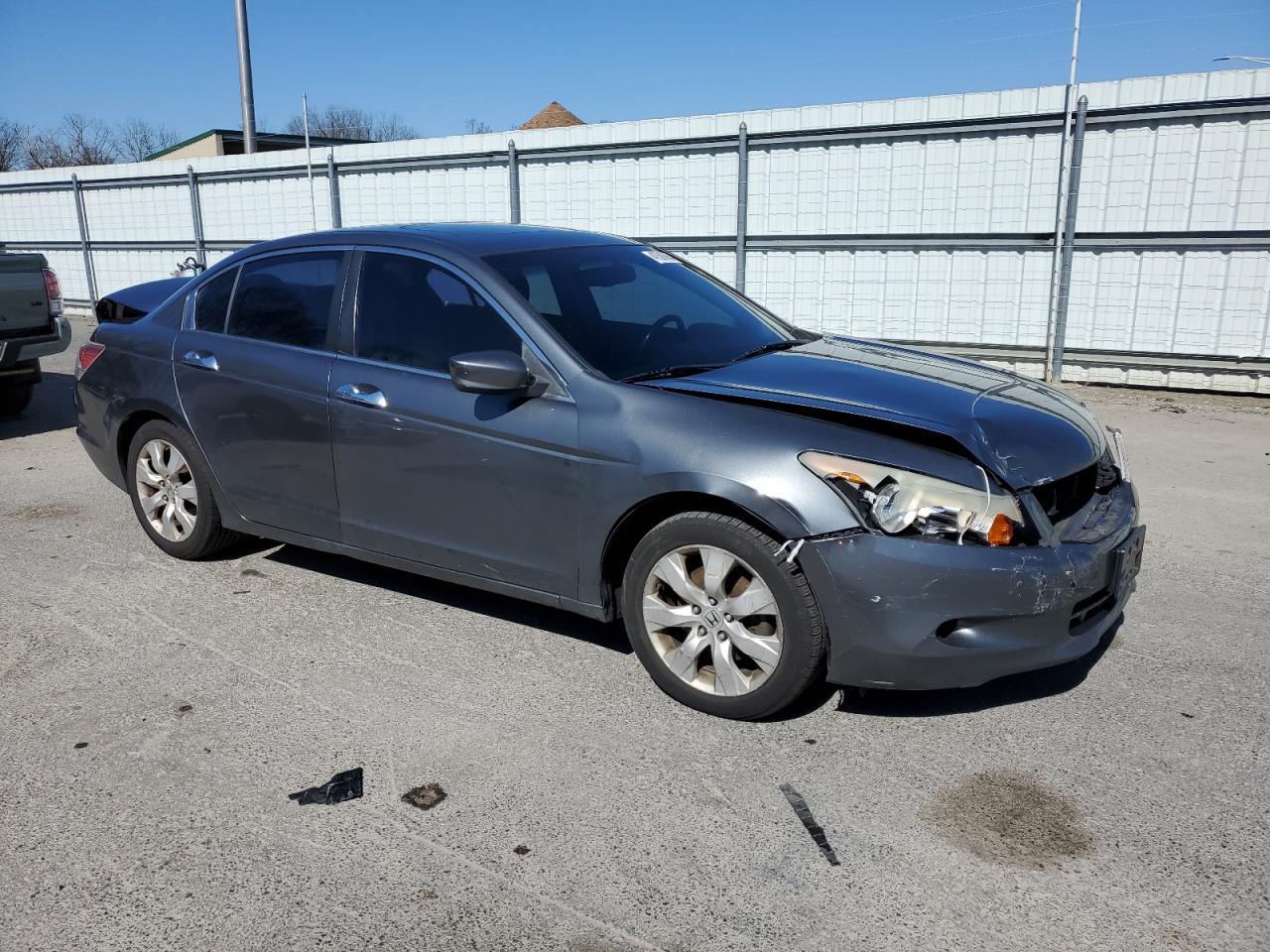 2010 HONDA ACCORD EXL - Image 4