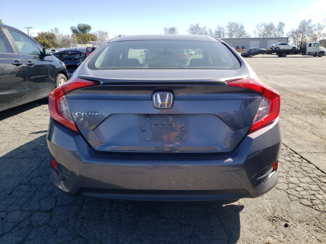 2016 HONDA CIVIC LX - Фото 6