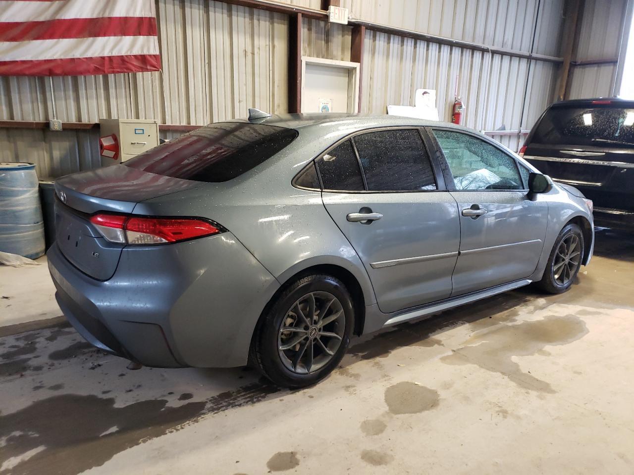 2022 TOYOTA COROLLA LE - Image 3