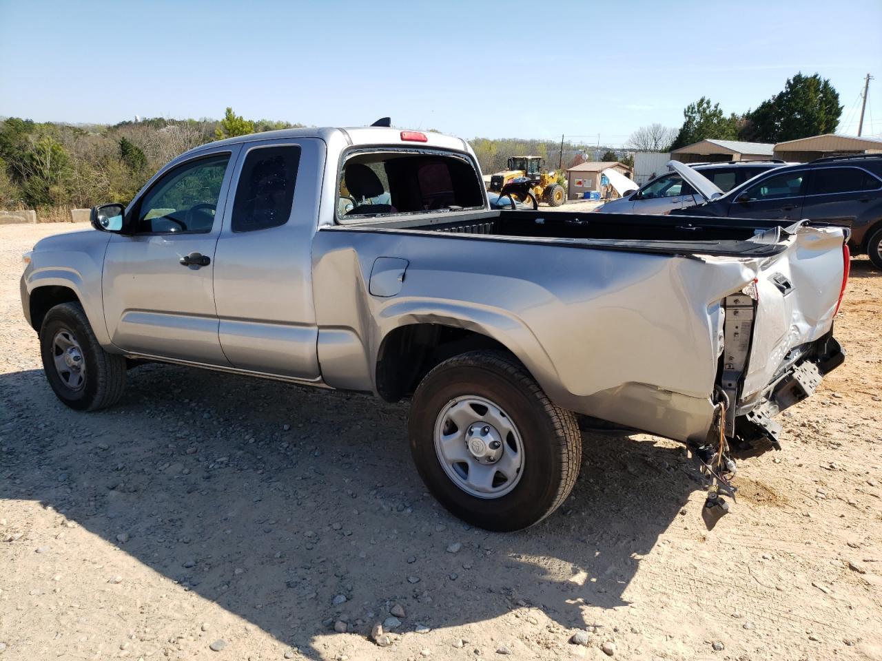 2017 TOYOTA TACOMA ACC - Фото 2
