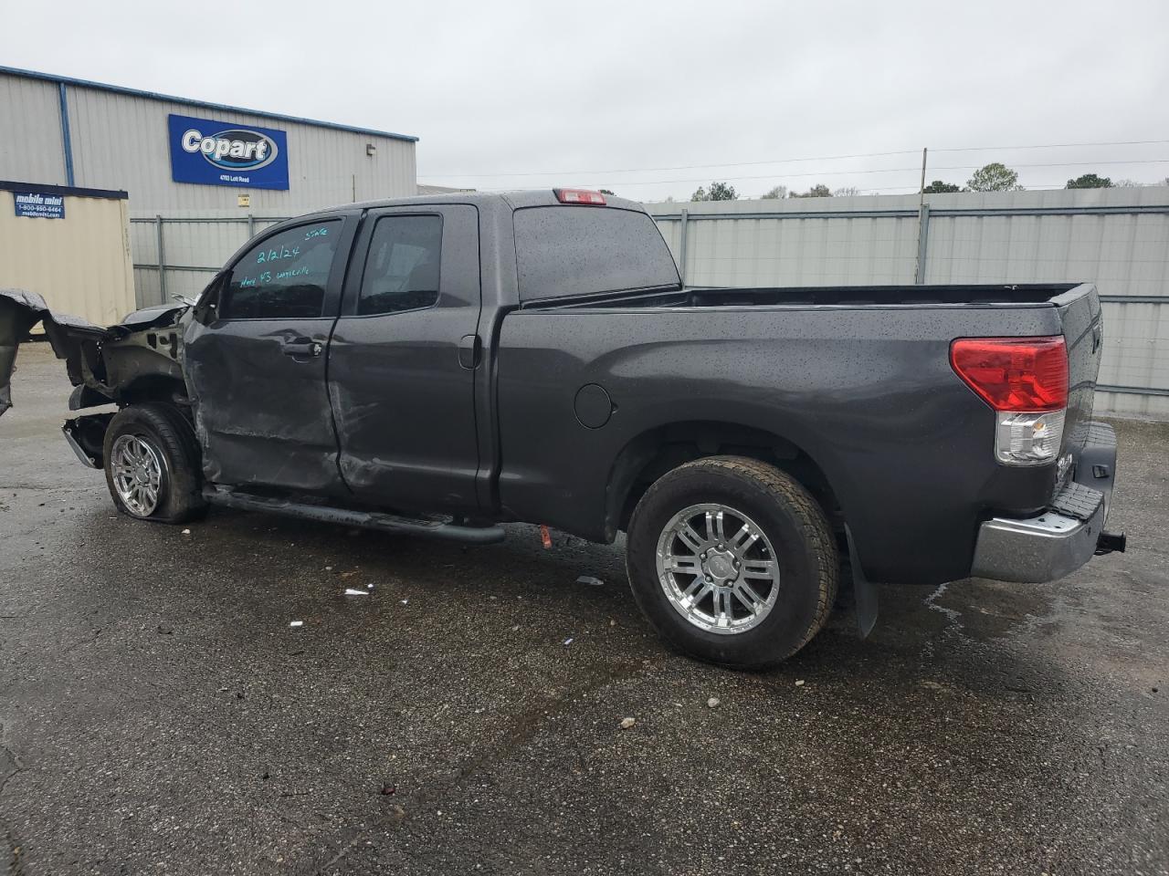 2011 TOYOTA TUNDRA DOU - Фото 2