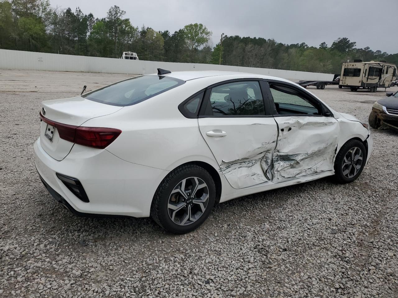 2021 KIA FORTE FE - Фото 3