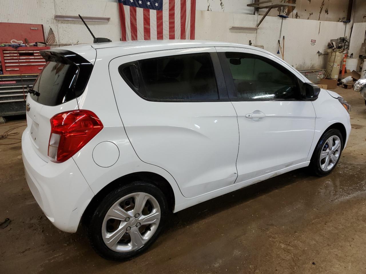 2019 CHEVROLET SPARK LS - Фото 3