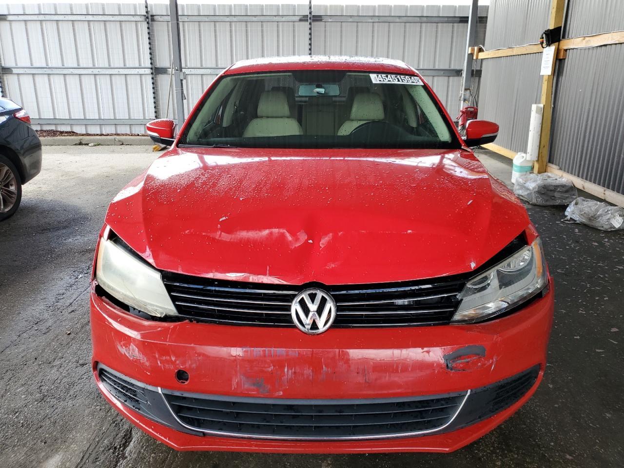 2014 VOLKSWAGEN JETTA SE - Image 5
