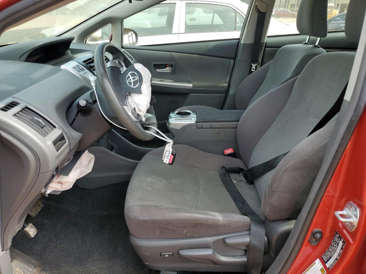 2013 TOYOTA PRIUS V - Фото 7