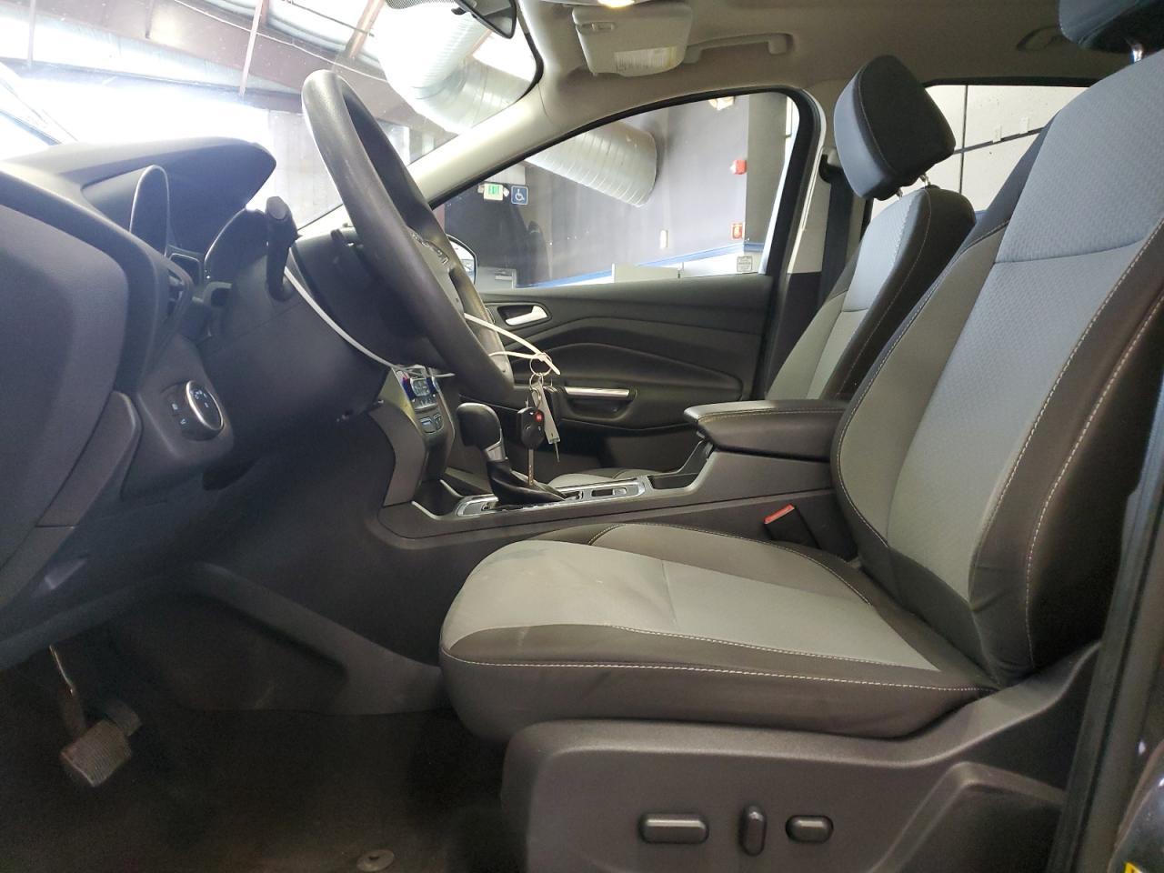 2017 FORD ESCAPE SE - Image 7