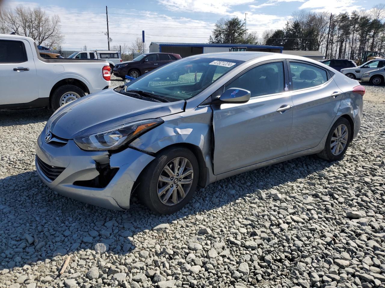 2015 HYUNDAI ELANTRA SE
