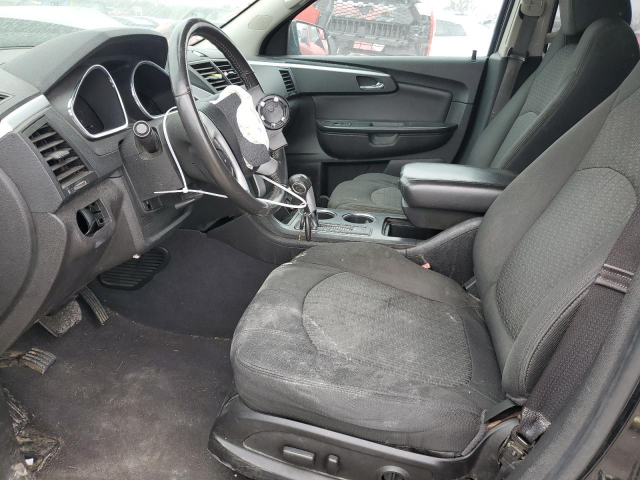 2011 CHEVROLET TRAVERSE L - Фото 7