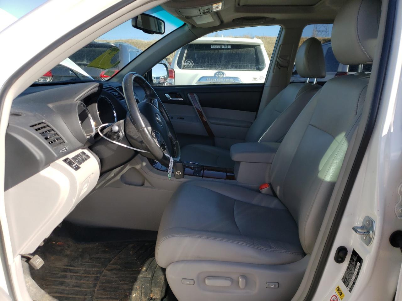 2012 TOYOTA HIGHLANDER - Image 7