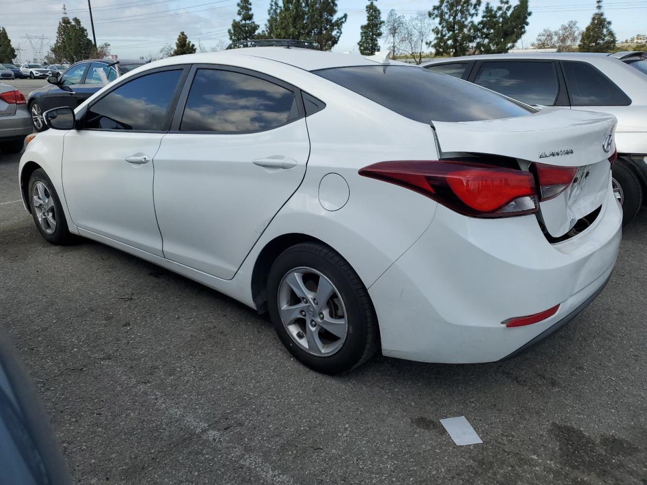2014 HYUNDAI ELANTRA SE - Фото 2