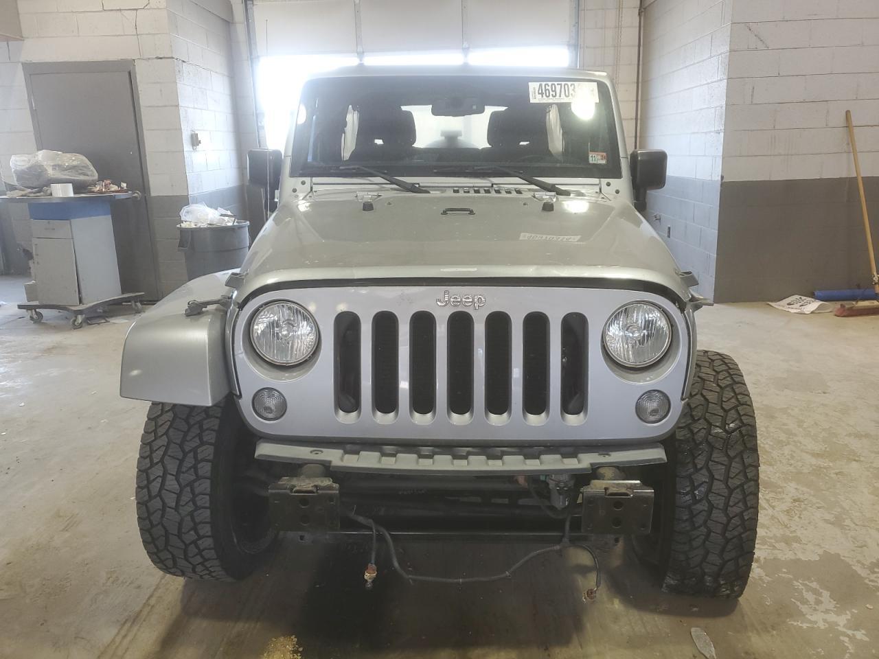 2015 JEEP WRANGLER U - Фото 5